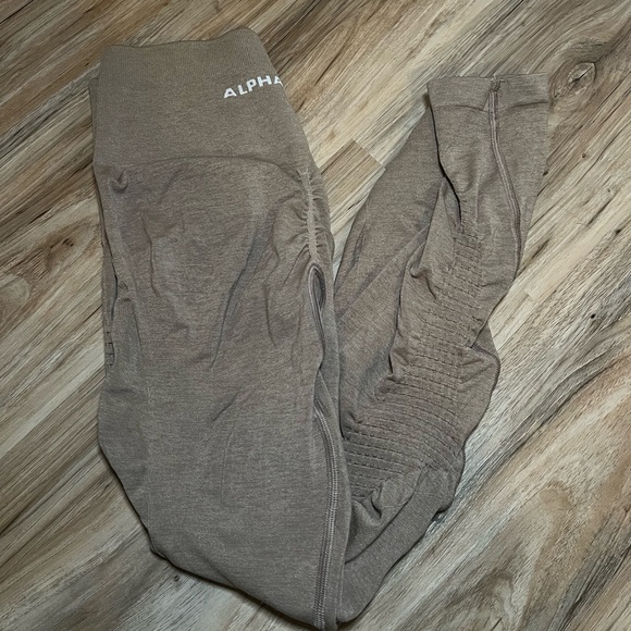 Alphalete Amplify Contour Leggings - Picture 3 of 4